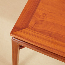 Load image into Gallery viewer, Dinning Table
